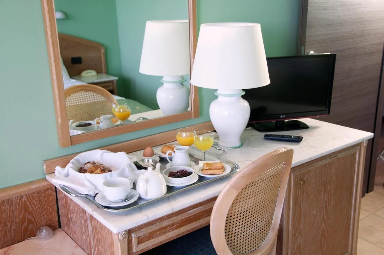 Hotel Europa Ispra 3*,  Italy